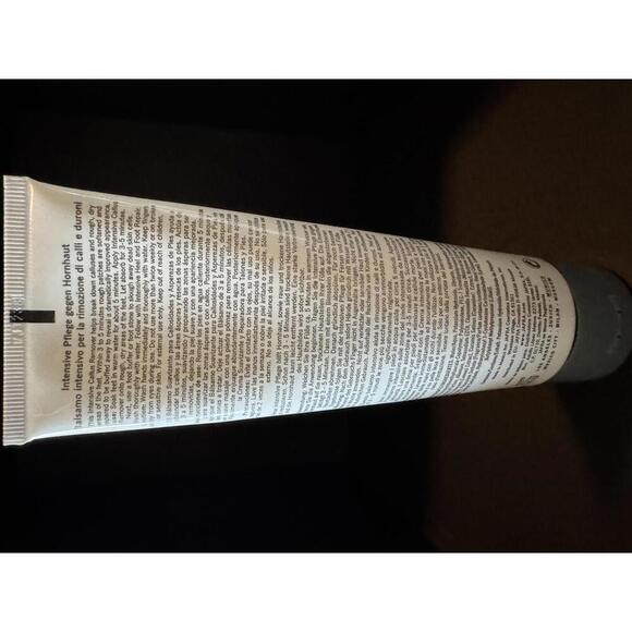 JAFRA Two Step Foot Care Intensive Callus Remover - 125ml - Picture 3 of 3